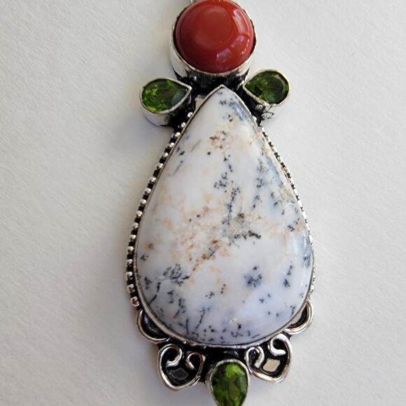 Chrysoprase and Peridot Pendant Necklace in Sterling Silver - 20 Inch Chain - Picture 5 of 8